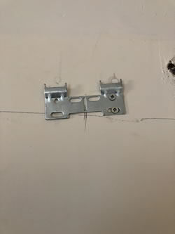 Snagging Report - Insufficient Fixing
